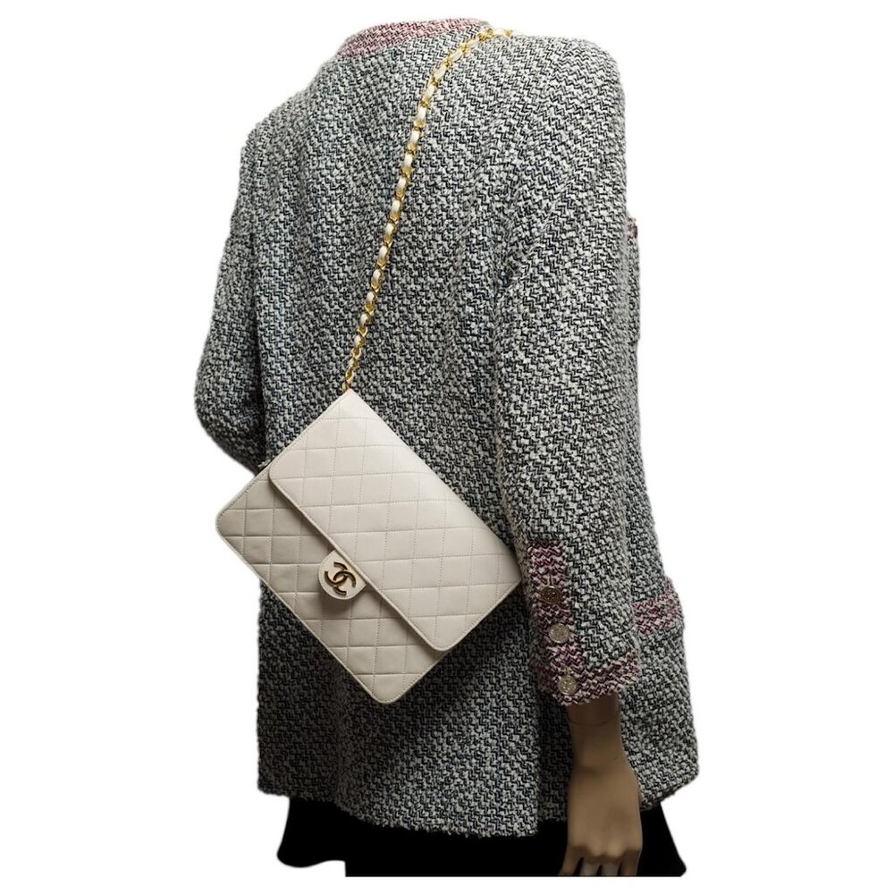 Authentic CHANEL Classic Single Flap Bag Quilted Matelasse Lambskin White Purse - Picture 3 of 15